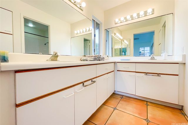 91-1058 Keokolo Street C, Kapolei, HI 96707