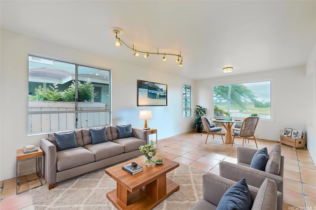 91-1058 Keokolo Street C, Kapolei, HI 96707