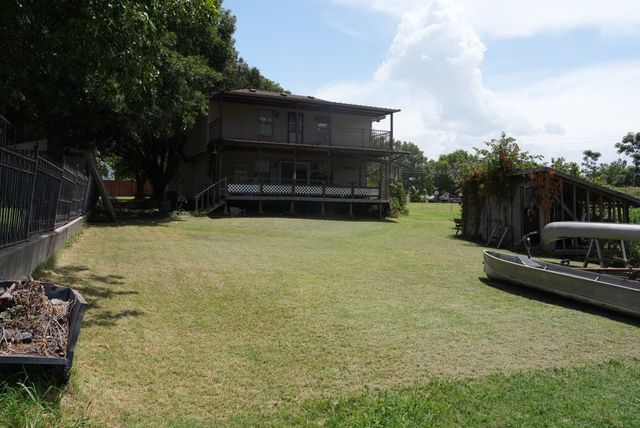 125 Lewis Drive, Little Elm, TX 75068