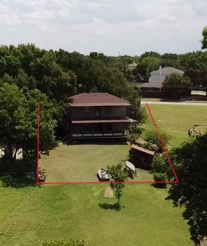 125 Lewis Drive, Little Elm, TX 75068