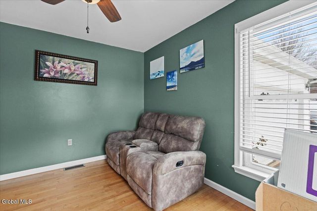 23 Fox Knoll Way, Hampton, NY 12837