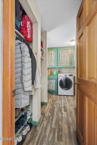 23 Fox Knoll Way, Hampton, NY 12837