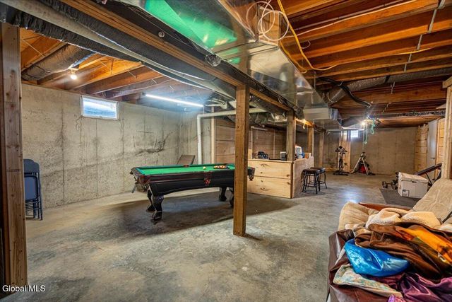 23 Fox Knoll Way, Hampton, NY 12837