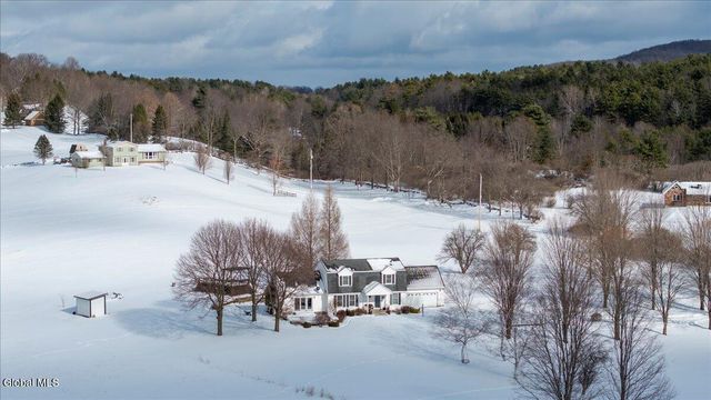 23 Fox Knoll Way, Hampton, NY 12837