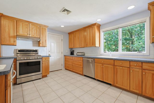 80 Brookdale Rd, Sudbury, MA 01776