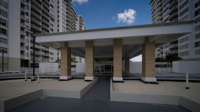 18081 Biscayne Boulevard 403, Aventura, FL 33160