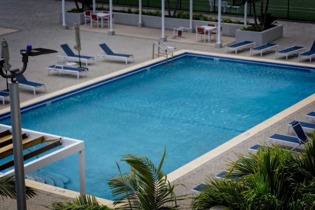 18081 Biscayne Boulevard 403, Aventura, FL 33160