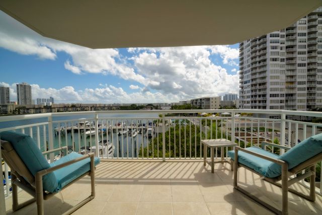 18081 Biscayne Boulevard 403, Aventura, FL 33160