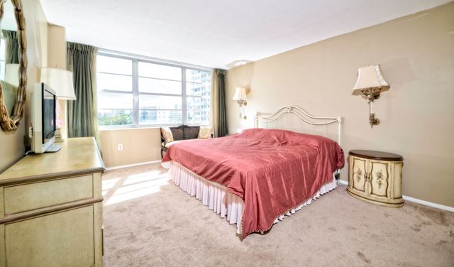 18081 Biscayne Boulevard 403, Aventura, FL 33160