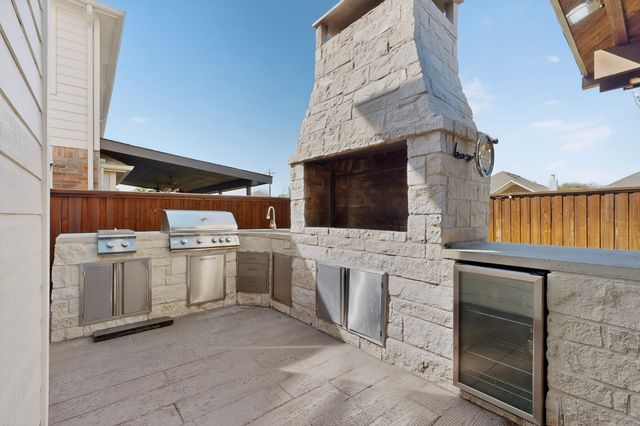 4541 Indian Rock Drive, Fort Worth, TX 76244