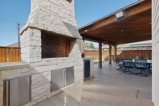 4541 Indian Rock Drive, Fort Worth, TX 76244