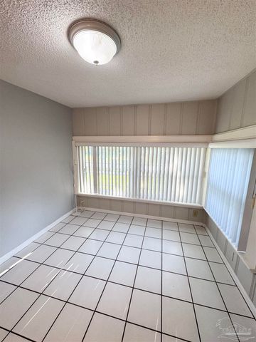 1200 Wilson Ave, Pensacola, FL 32507