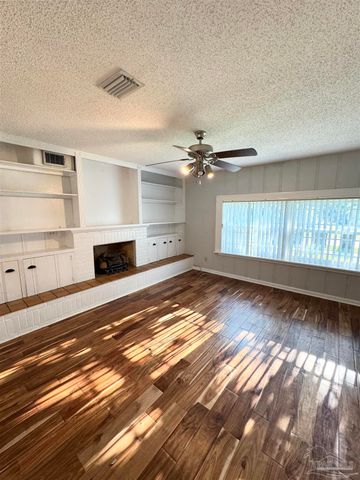 1200 Wilson Ave, Pensacola, FL 32507