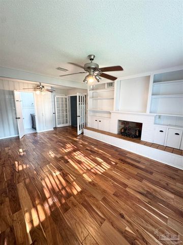 1200 Wilson Ave, Pensacola, FL 32507