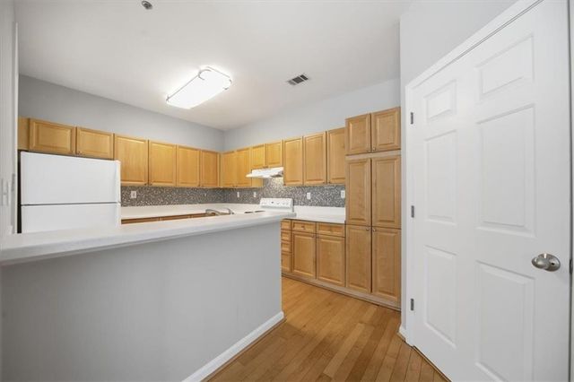 218 Edinburgh Court 218, Alpharetta, GA 30004