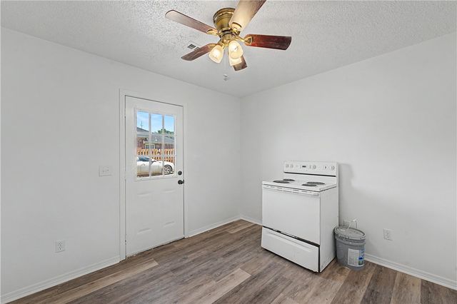 3400 SW Landau Court, Bentonville, AR 72712