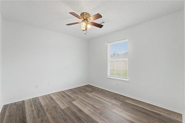 3400 SW Landau Court, Bentonville, AR 72712