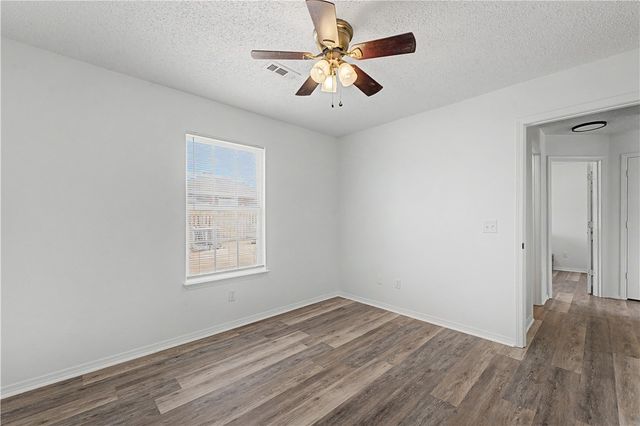3400 SW Landau Court, Bentonville, AR 72712