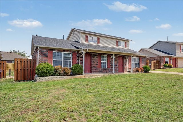 3400 SW Landau Court, Bentonville, AR 72712