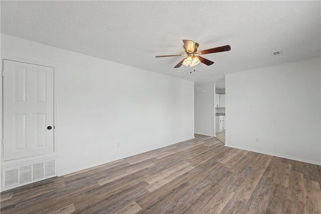 3400 SW Landau Court, Bentonville, AR 72712
