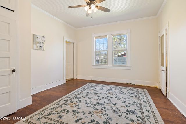 153 Duperier Avenue, New Iberia, LA 70563