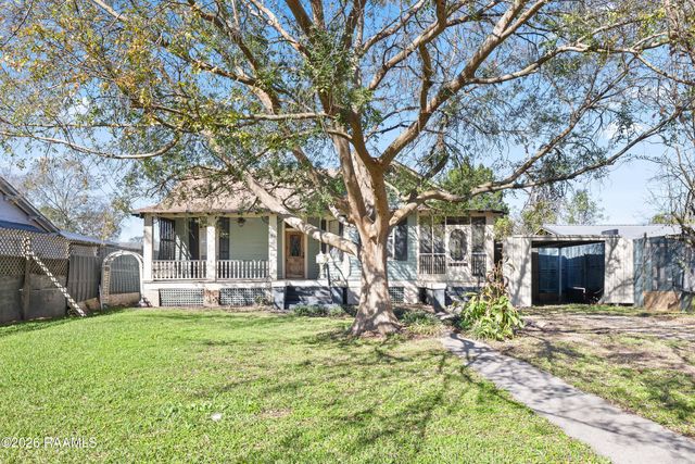 153 Duperier Avenue, New Iberia, LA 70563