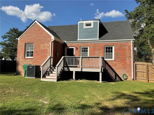 1874 Sherwood Rd, Petersburg, VA 23805