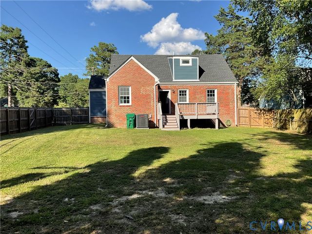 1874 Sherwood Rd, Petersburg, VA 23805