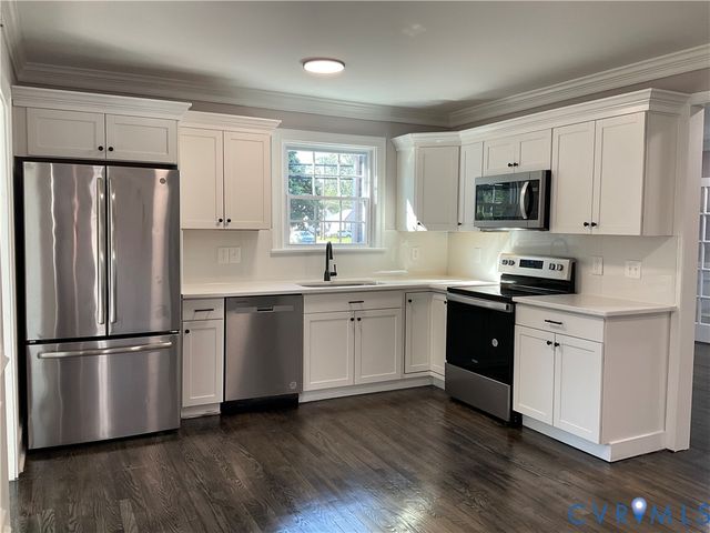 1874 Sherwood Rd, Petersburg, VA 23805