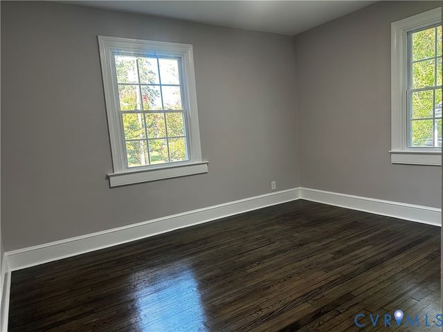 1874 Sherwood Rd, Petersburg, VA 23805