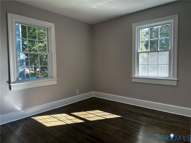 1874 Sherwood Rd, Petersburg, VA 23805