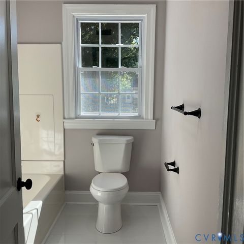 1874 Sherwood Rd, Petersburg, VA 23805