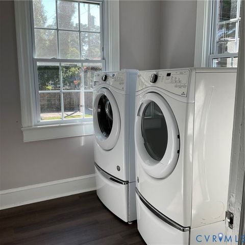 1874 Sherwood Rd, Petersburg, VA 23805