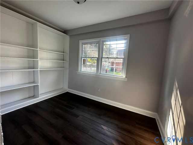 1874 Sherwood Rd, Petersburg, VA 23805
