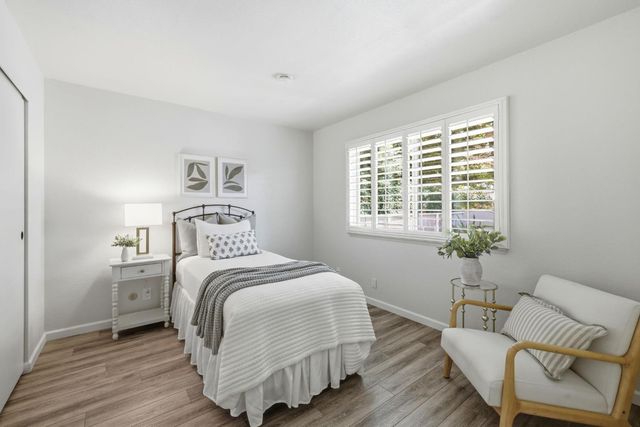 26 Miranda Ct, Sacramento, CA 95822