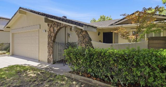 26 Miranda Ct, Sacramento, CA 95822