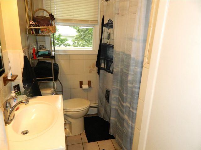 4 Triton Drive, North Kingstown, RI 02874