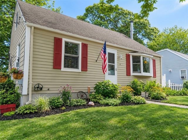 4 Triton Drive, North Kingstown, RI 02874