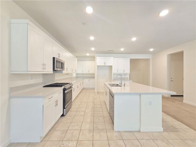 2679 E Penelope, Ontario, CA 91762