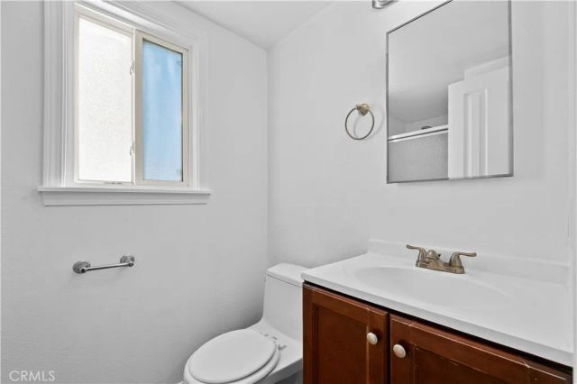 1422 N Harwood, Orange, CA 92867