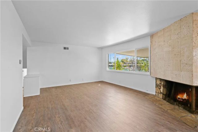 1422 N Harwood, Orange, CA 92867