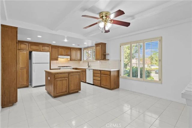 1422 N Harwood, Orange, CA 92867