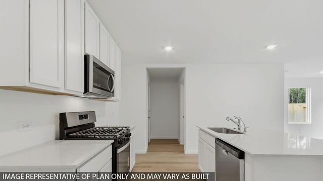 40510 Clover Willow Drive, Magnolia, TX 77354
