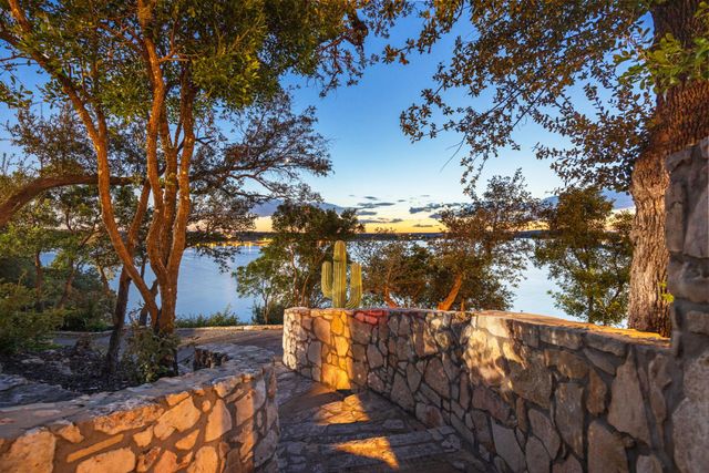 15907 Booth CIR, Volente, TX 78641