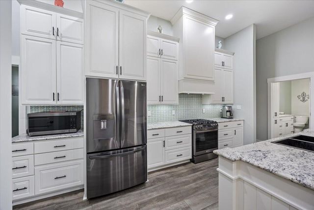 5923 Michael Drive, Milton, FL 32583