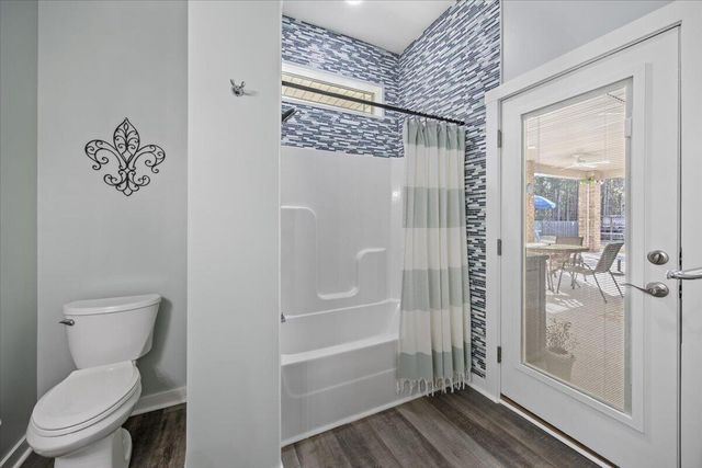 5923 Michael Drive, Milton, FL 32583