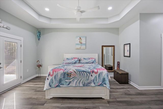 5923 Michael Drive, Milton, FL 32583