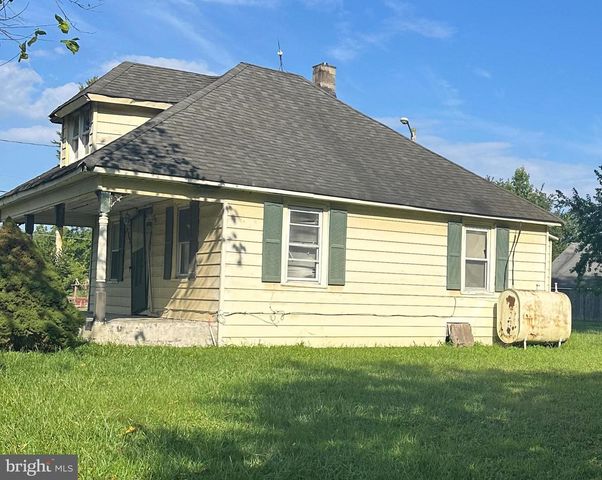 202 PINE TREE RD, Townsend, DE 19734