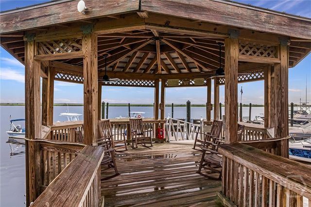 2805 River Oaks Drive, Richmond Hill, GA 31324