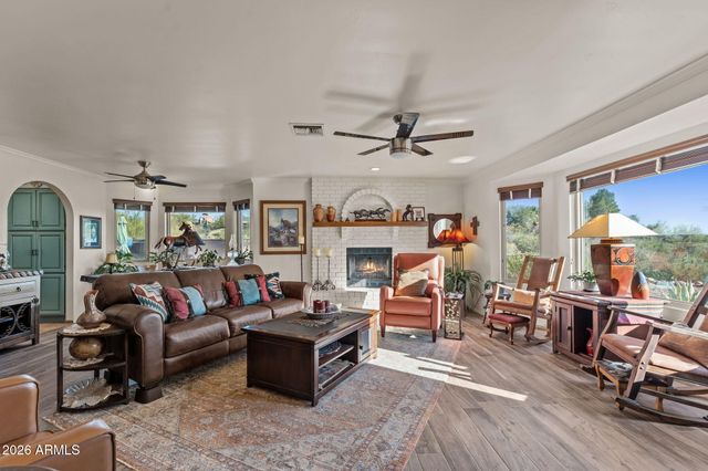 1130 N COYOTE Crossing, Wickenburg, AZ 85390